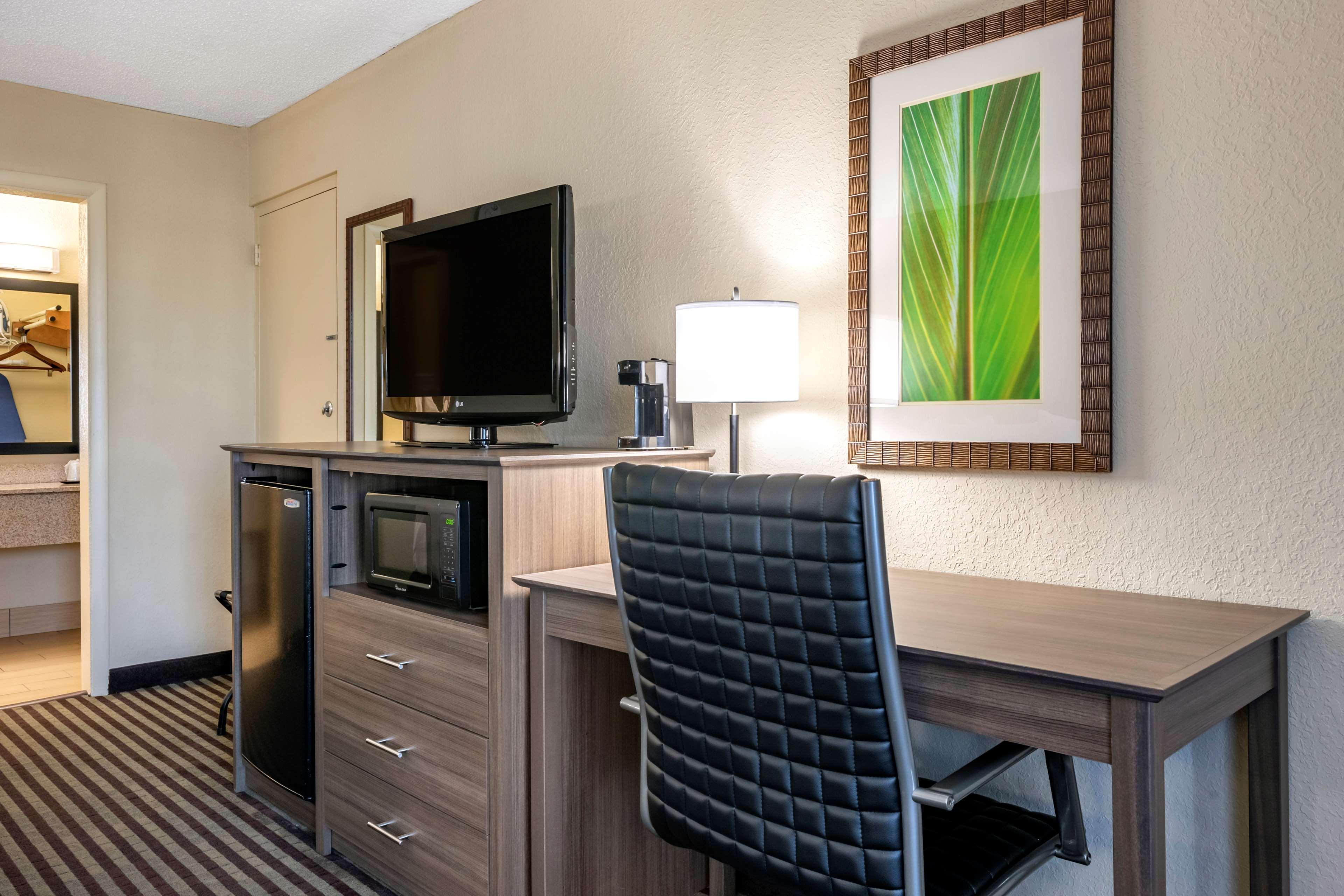 Best Western Downtown Стюарт Екстер'єр фото
